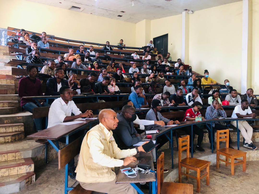 seance sensibilisation cursram avec etudiant unikin